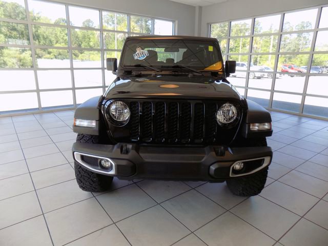 Certified 2023 Jeep Gladiator Sport AWD/4WD image 2