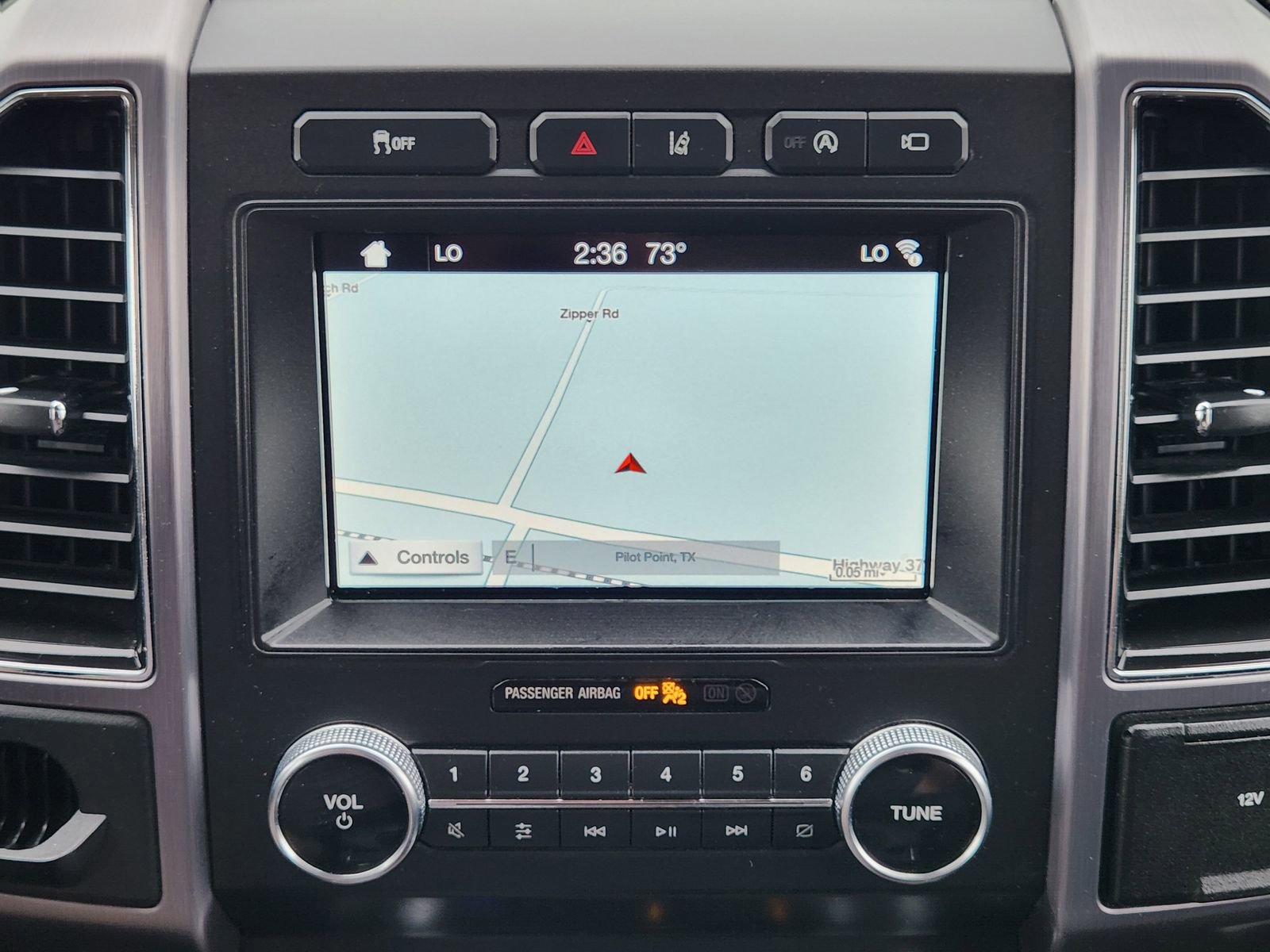 Used 2019 Ford Expedition Platinum RWD image 18