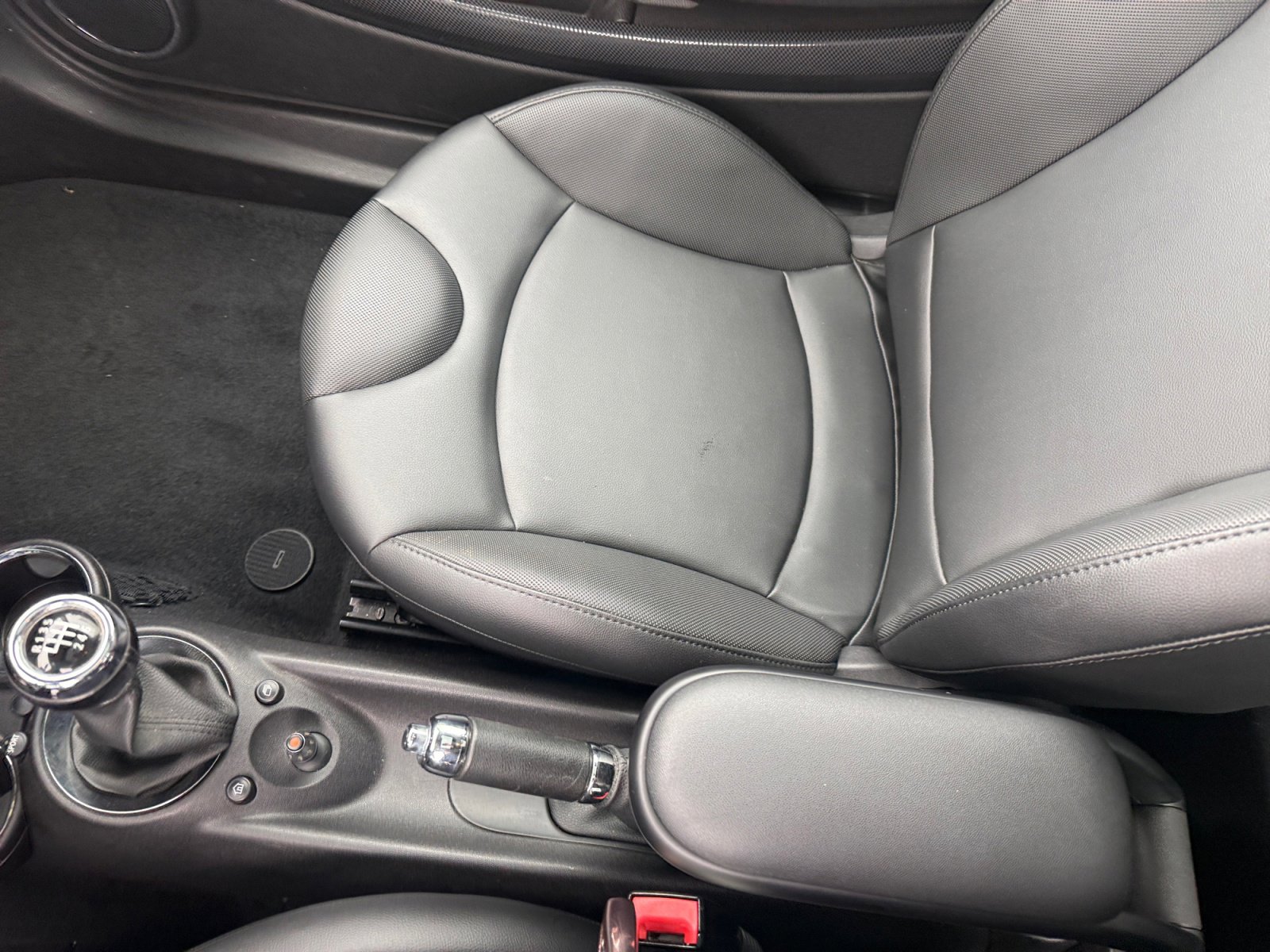 Used 2012 MINI Cooper Clubman S image 14