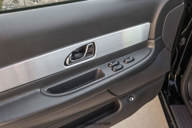 Used 2002 Ford Thunderbird Deluxe image 31