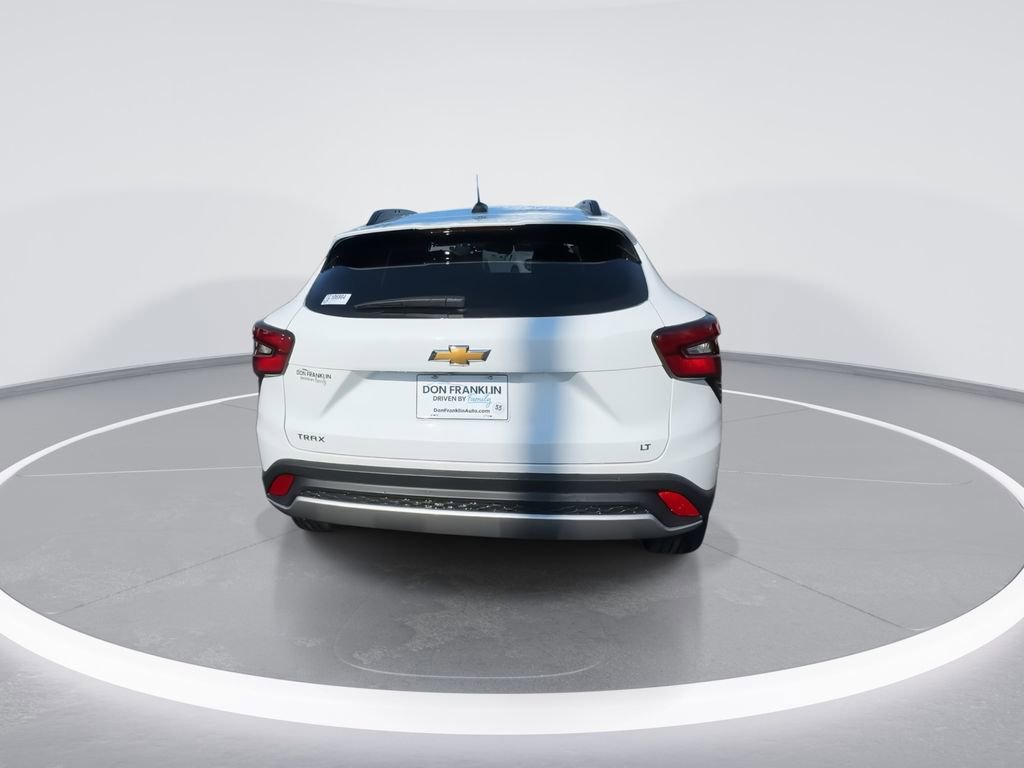 New 2026 Chevrolet Trax LT image 7