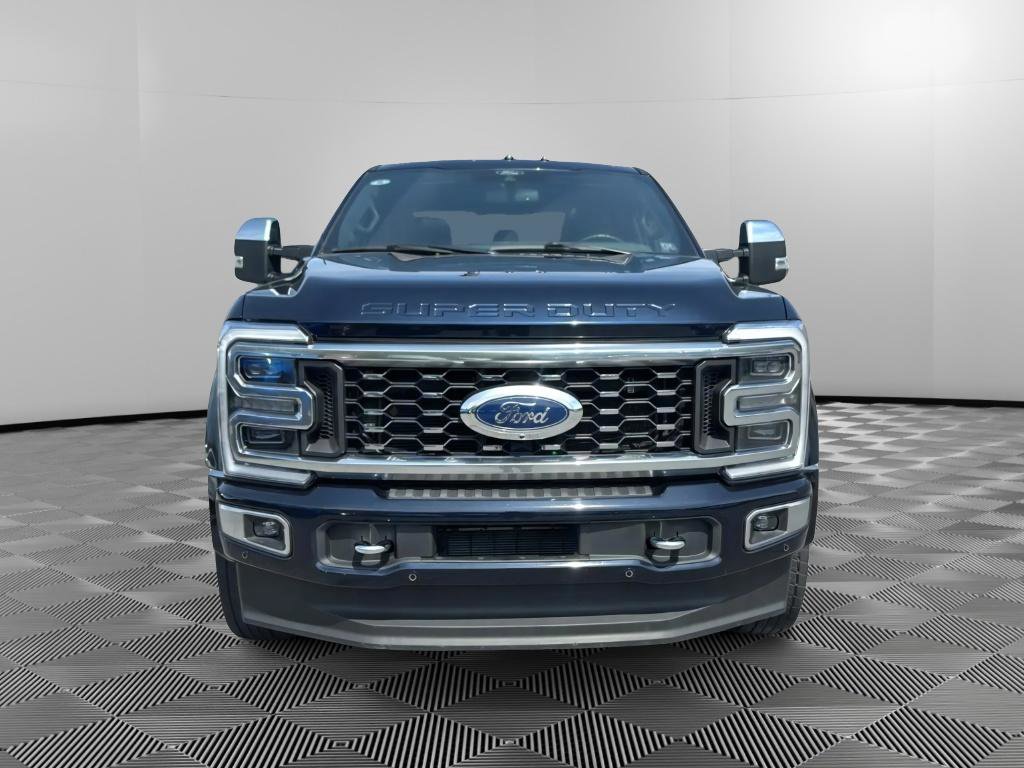 Used 2024 Ford F450 Platinum w/ FX4 Off-Road Package image 7