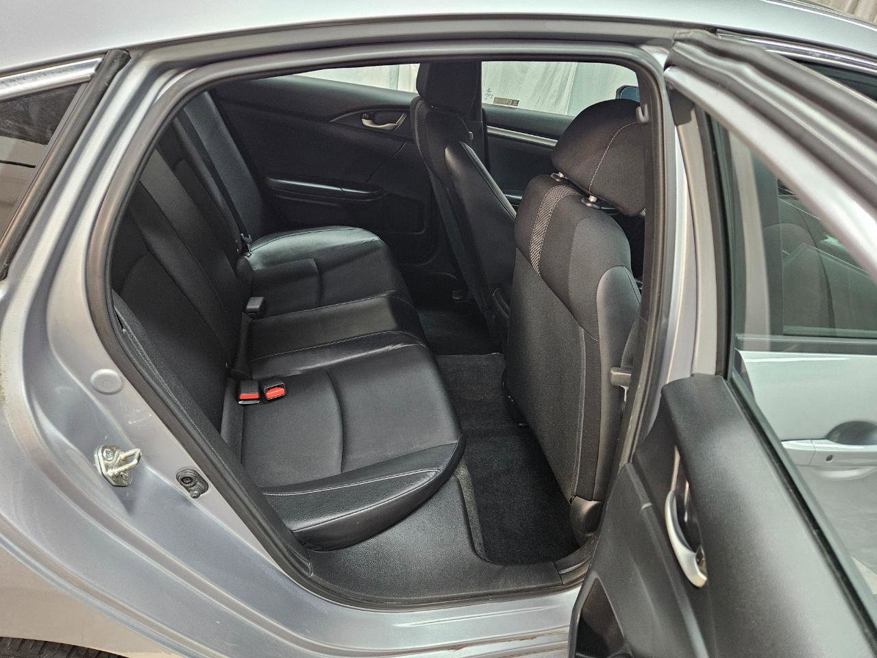 Used 2019 Honda Civic Sport image 15