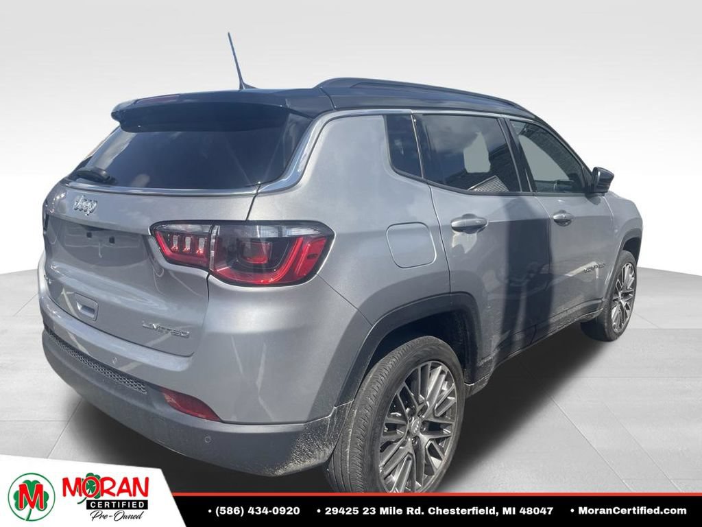 Used 2023 Jeep Compass Limited w/ Elite Group AWD/4WD image 4