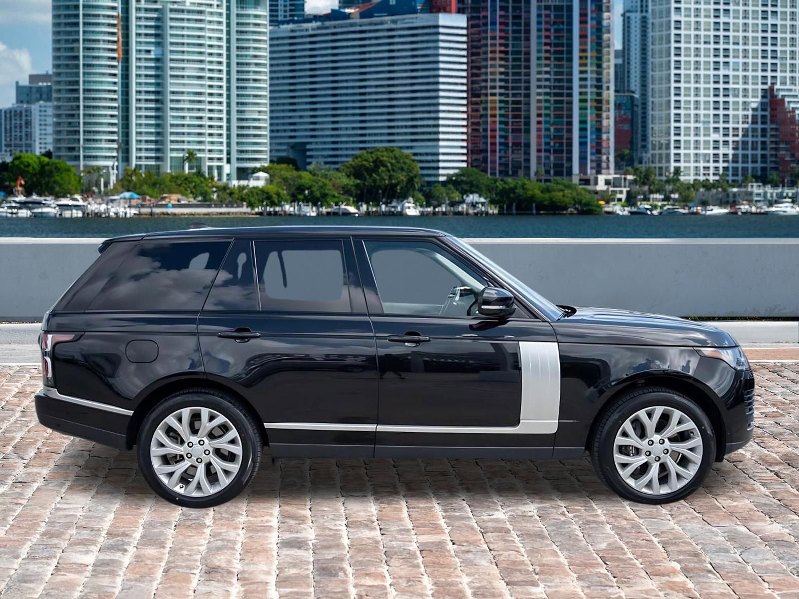 Used 2022 Land Rover Range Rover Westminster Edition image 10