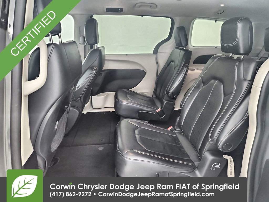 Certified 2022 Chrysler Pacifica Touring-L image 30