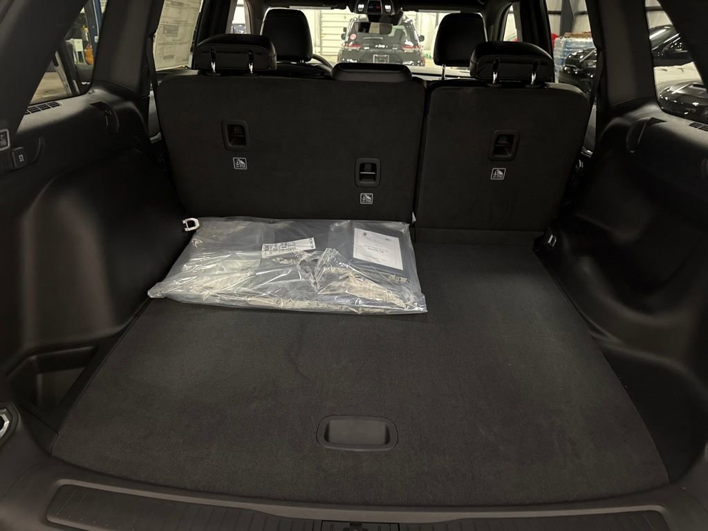 New 2025 Jeep Grand Cherokee Limited image 22