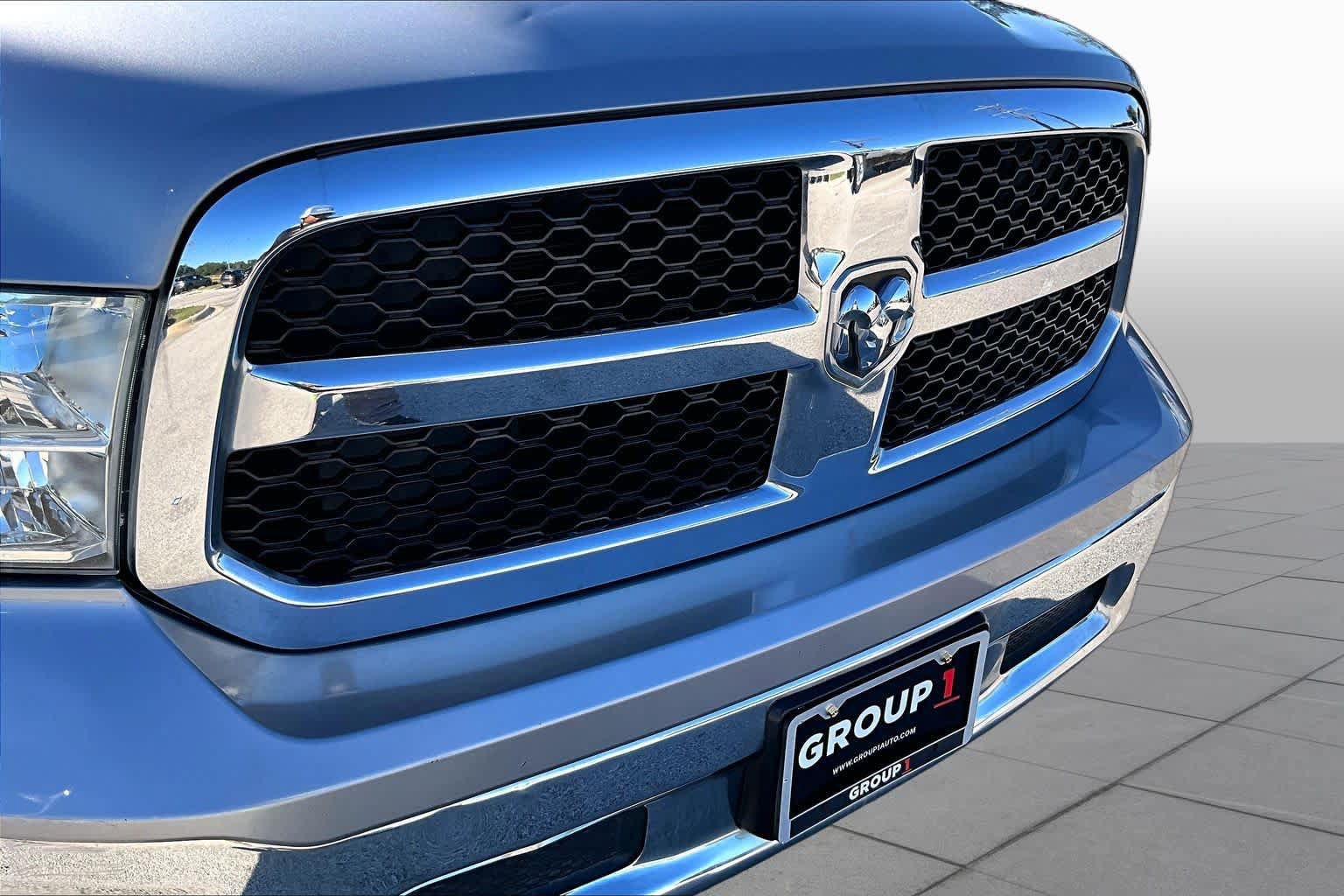 Used 2019 RAM 1500 Tradesman w/ Chrome Plus Package RWD image 29