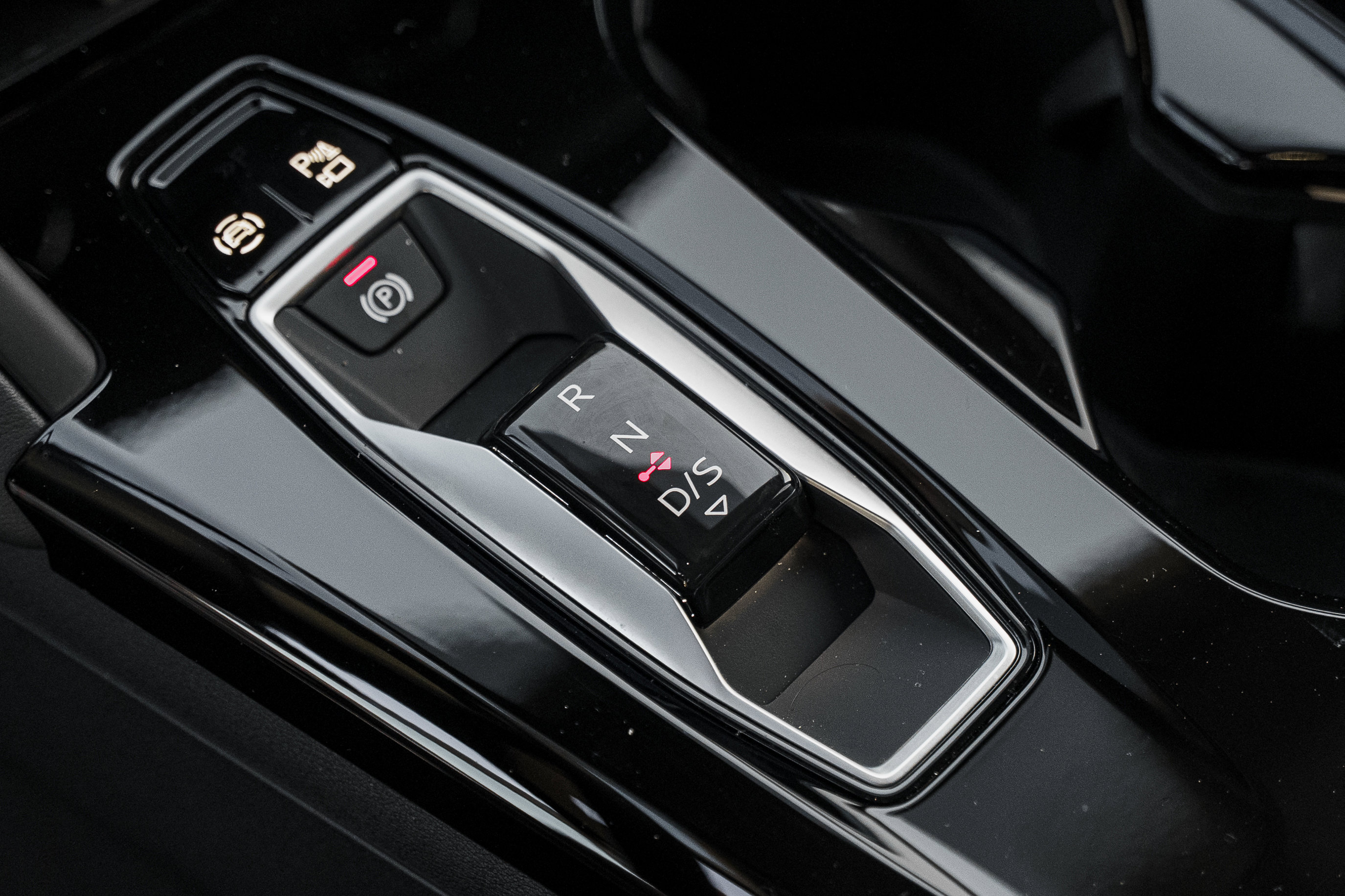 Certified 2025 Audi Q5 Premium Plus w/ Premium Plus AWD/4WD image 11