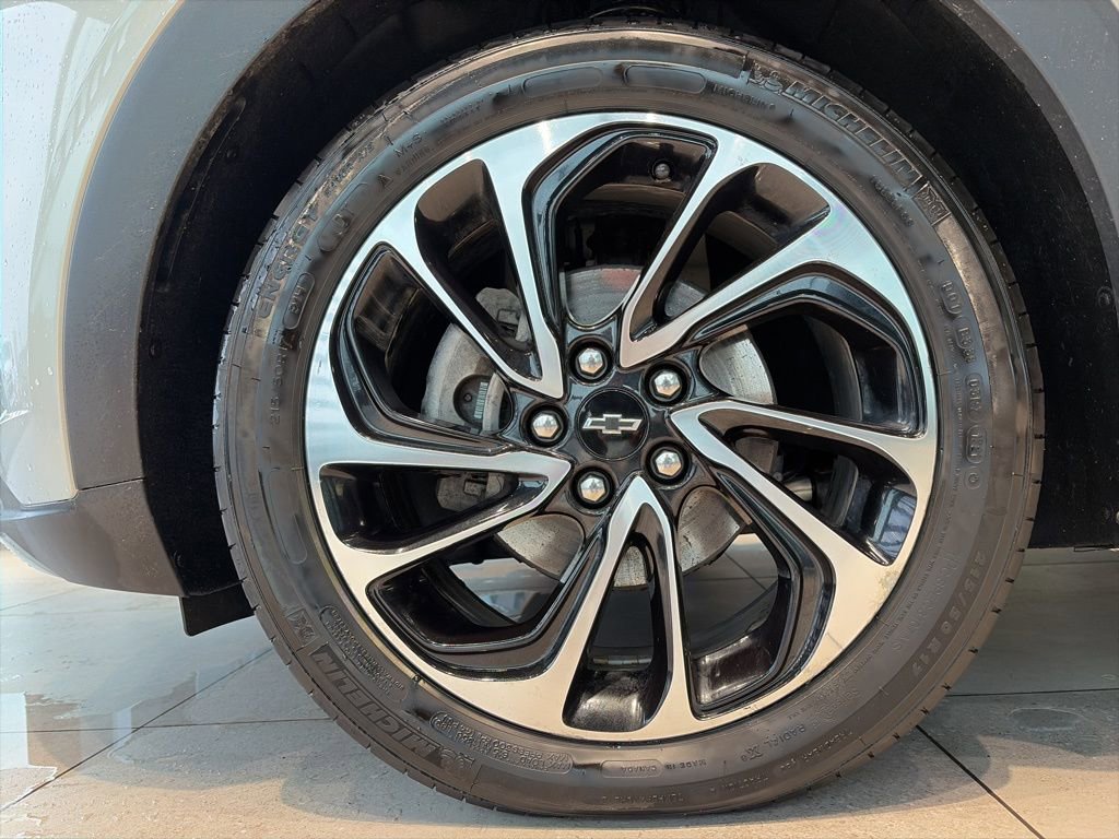 Used 2022 Chevrolet Bolt EUV Premier image 20