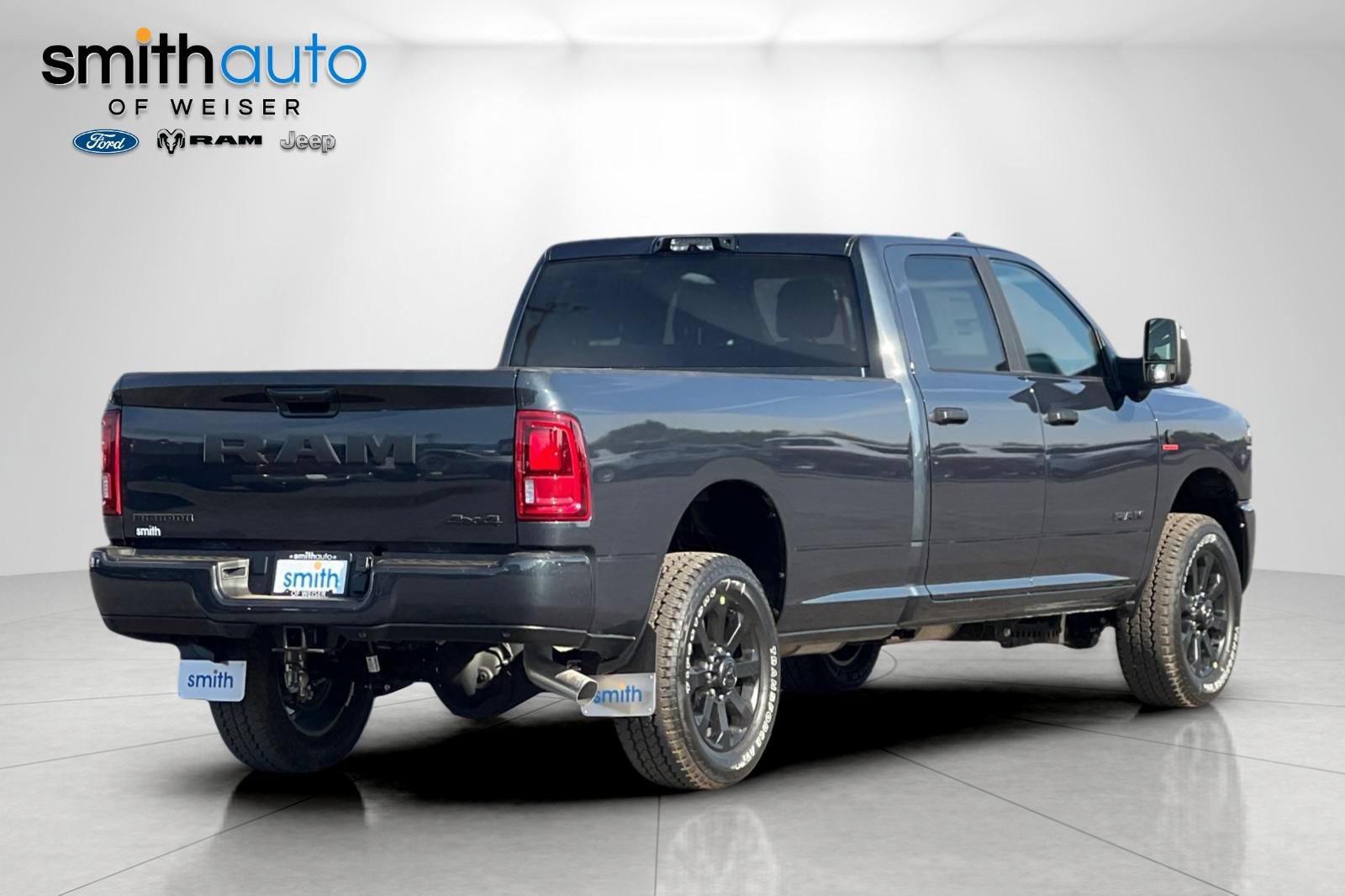 New 2026 RAM 3500 Big Horn AWD/4WD image 5