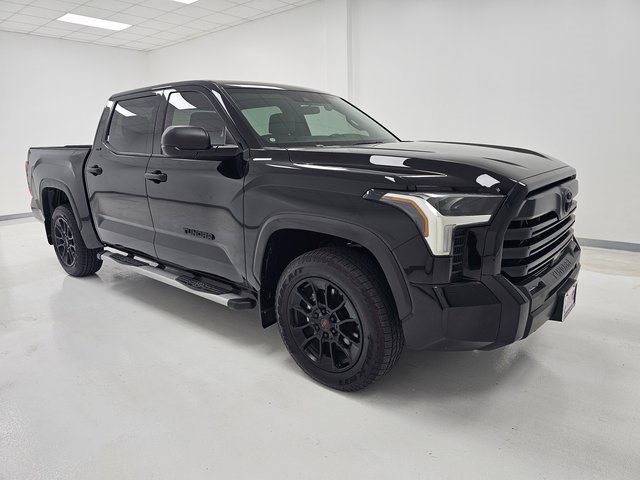 Used 2025 Toyota Tundra SR5 image 2