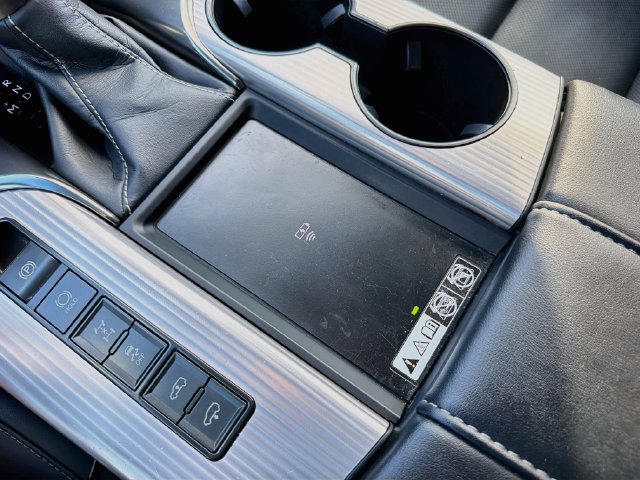 Used 2023 Lexus LX 600 F Sport w/ Accessory Package (A2) AWD/4WD image 33