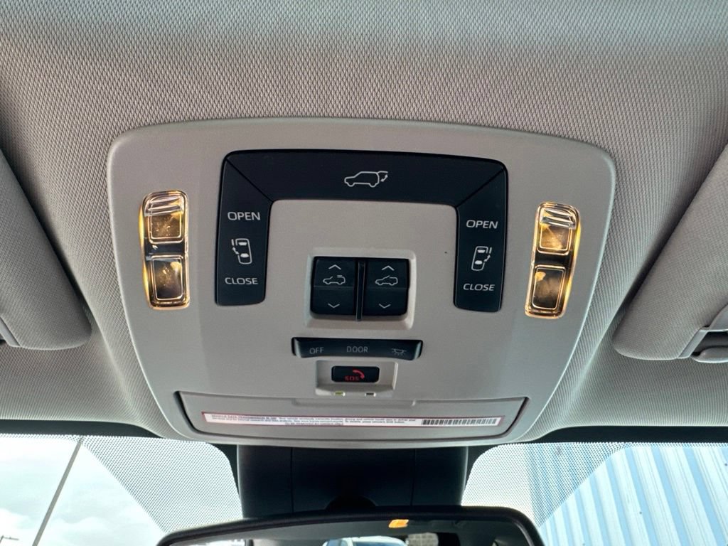 Used 2021 Toyota Sienna XLE w/ XLE Plus Package AWD/4WD image 33