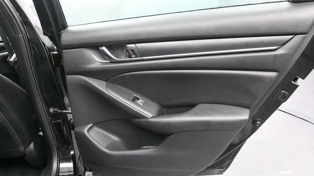 Used 2019 Honda Accord Sport image 12
