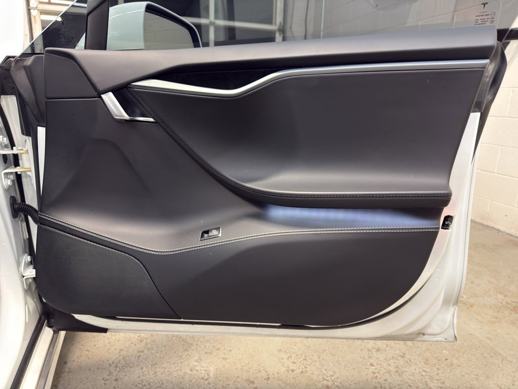 Used 2018 Tesla Model S P100D image 22