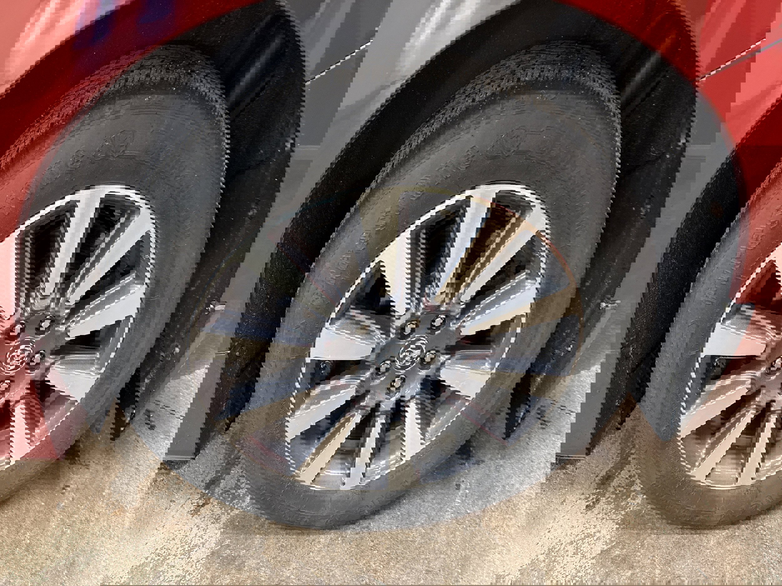 Used 2018 Toyota Sienna XLE w/ XLE Navigation Package image 7