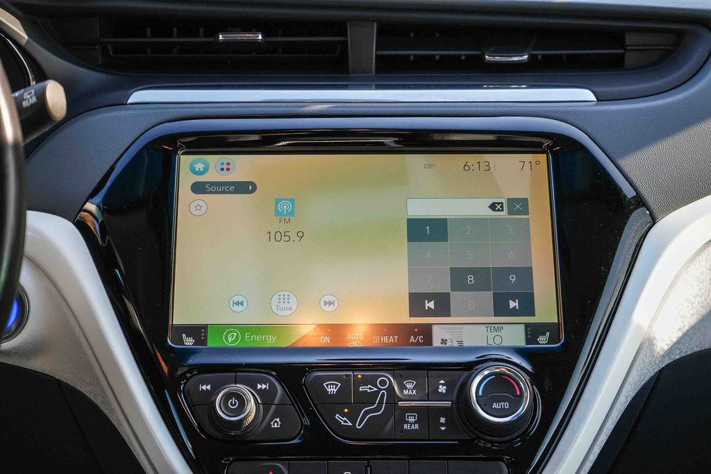 Used 2019 Chevrolet Bolt Premier FWD image 14