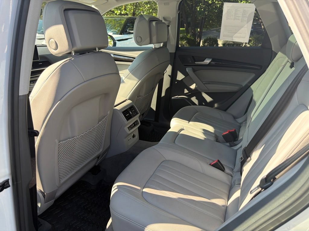 Used 2019 Audi Q5 2.0T Premium Plus w/ Premium Plus Package AWD/4WD image 23