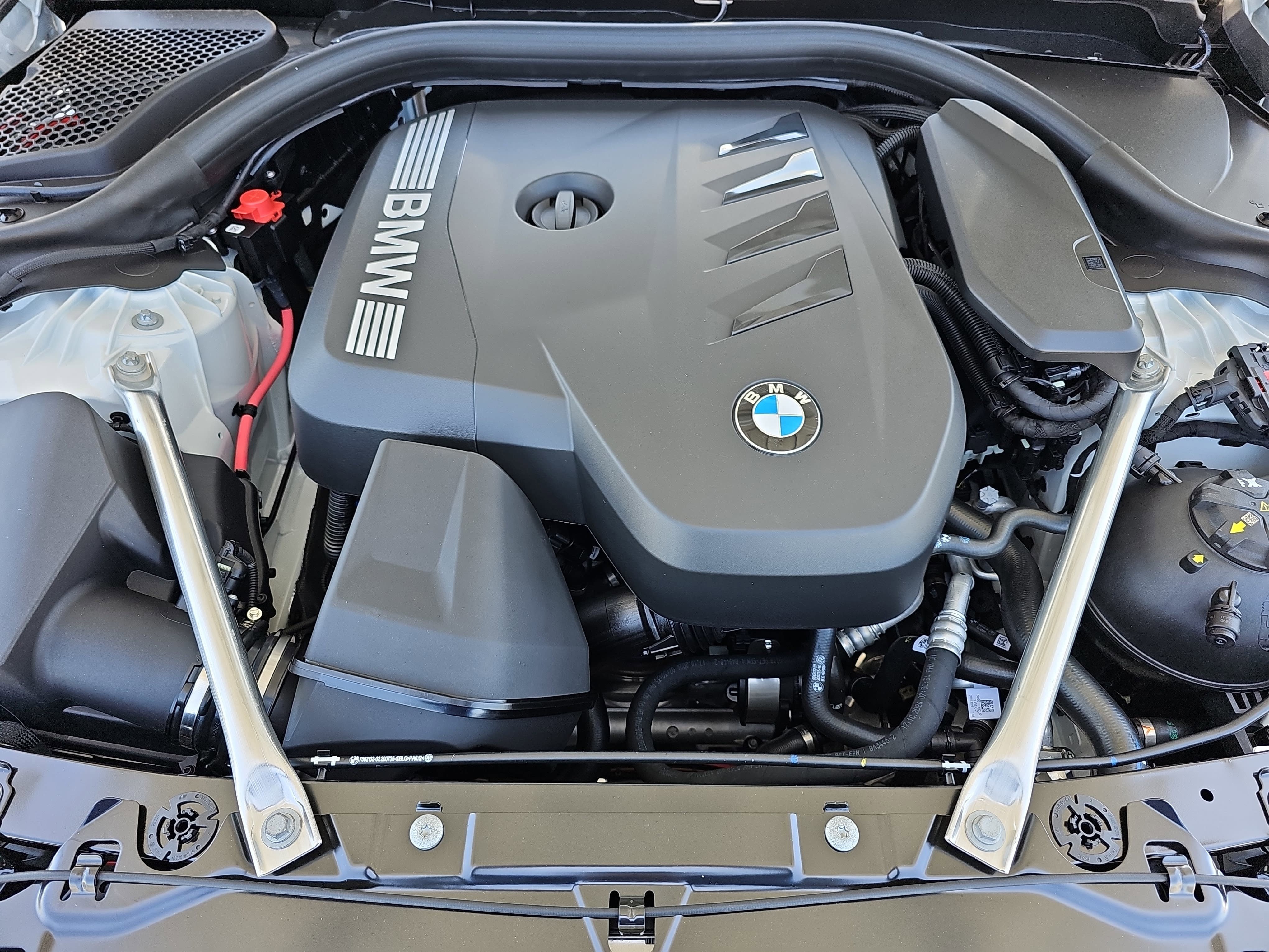 Used 2025 BMW 530i w/ Premium Package RWD image 33