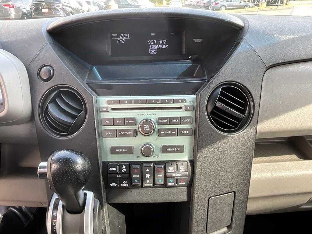 Used 2011 Honda Pilot EX image 25