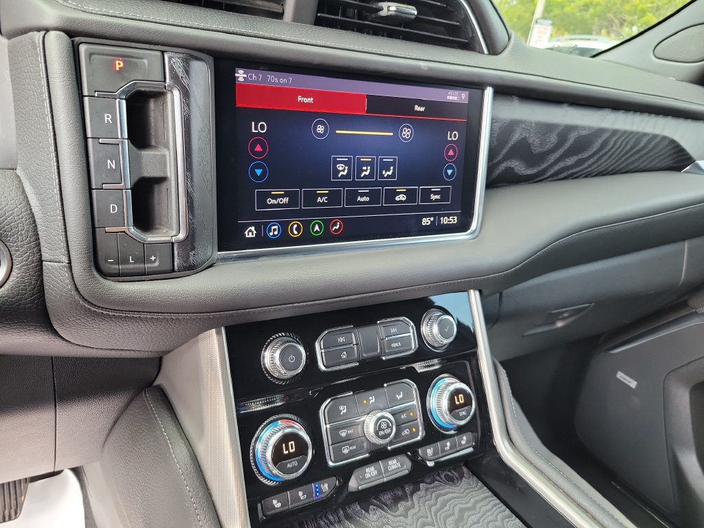 Used 2021 GMC Yukon Denali w/ Denali Premium Package RWD image 35