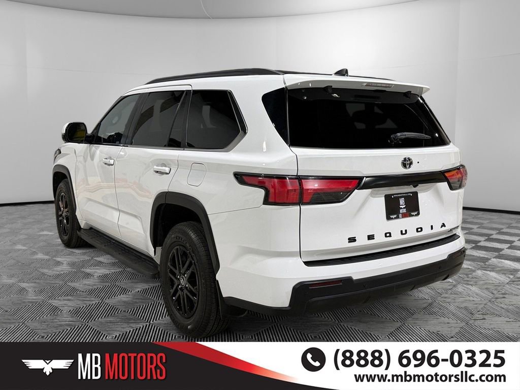Used 2025 Toyota Sequoia SR5 image 5