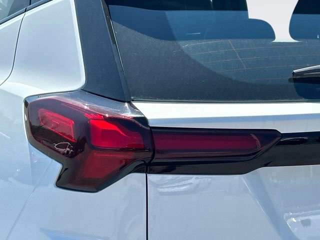 New 2027 Chevrolet Bolt RS FWD image 10