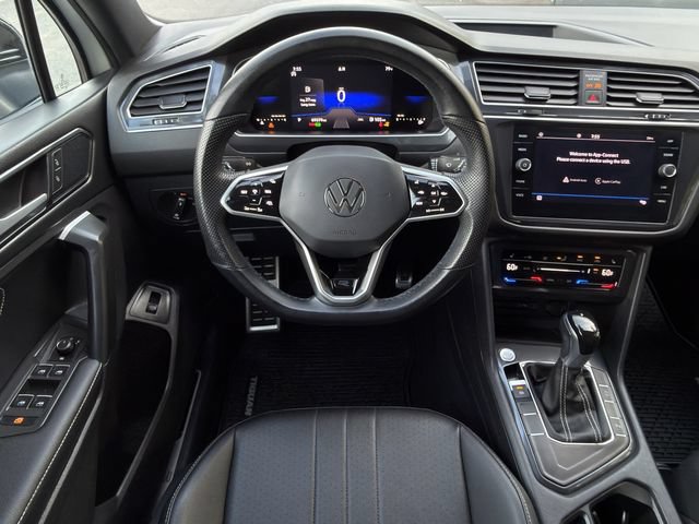 Used 2024 Volkswagen Tiguan SE R-Line FWD image 10