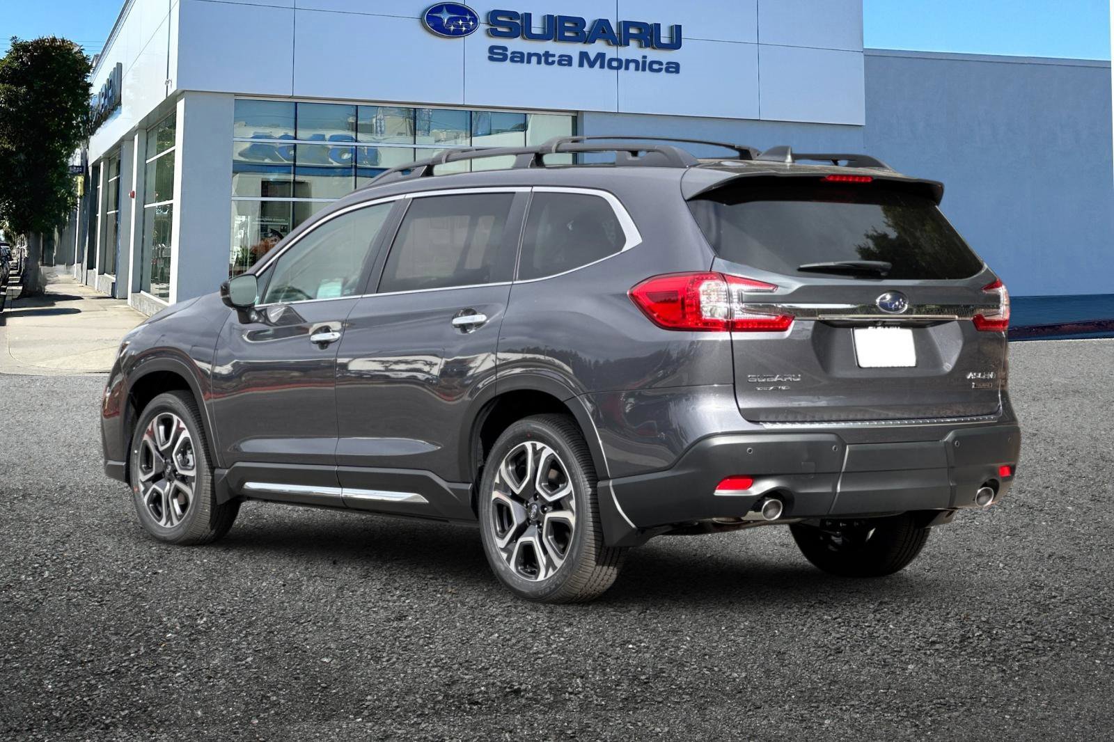 New 2025 Subaru Ascent Touring w/ Popular Package #2 image 6