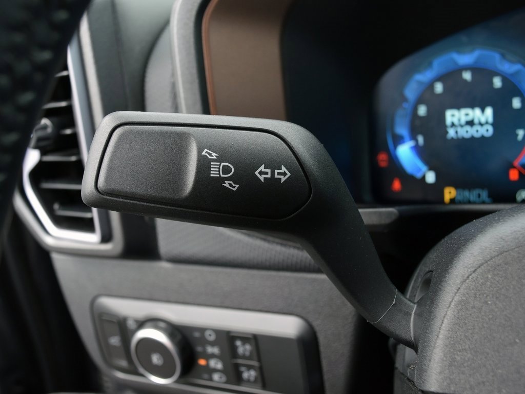 Used 2025 Ford Bronco Sport Outer Banks w/ Outer Banks Tech Package+ image 18