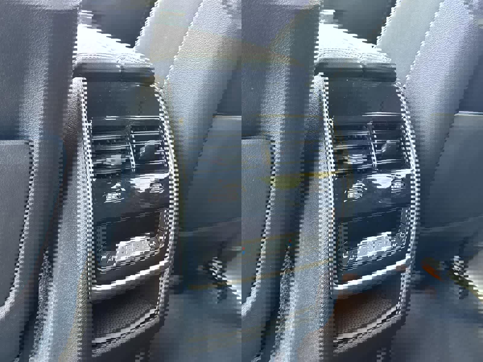 Used 2024 BMW X5 xDrive50e image 34