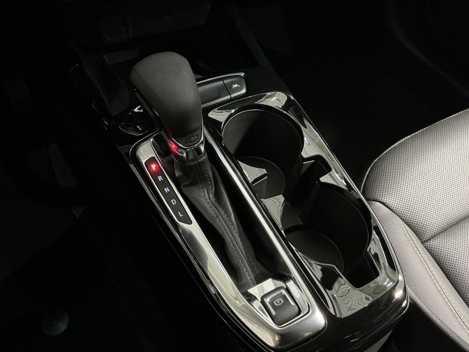 New 2026 Chevrolet Trax ACTIV w/ Sunroof Package image 29