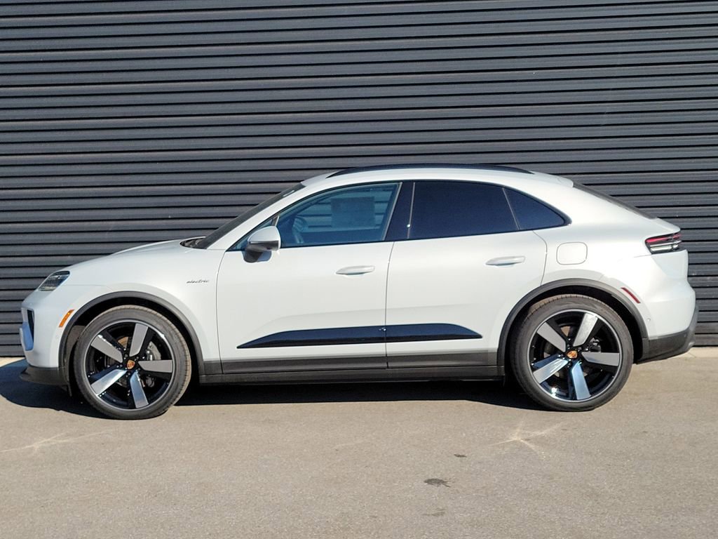 New 2026 Porsche Macan Electric image 2