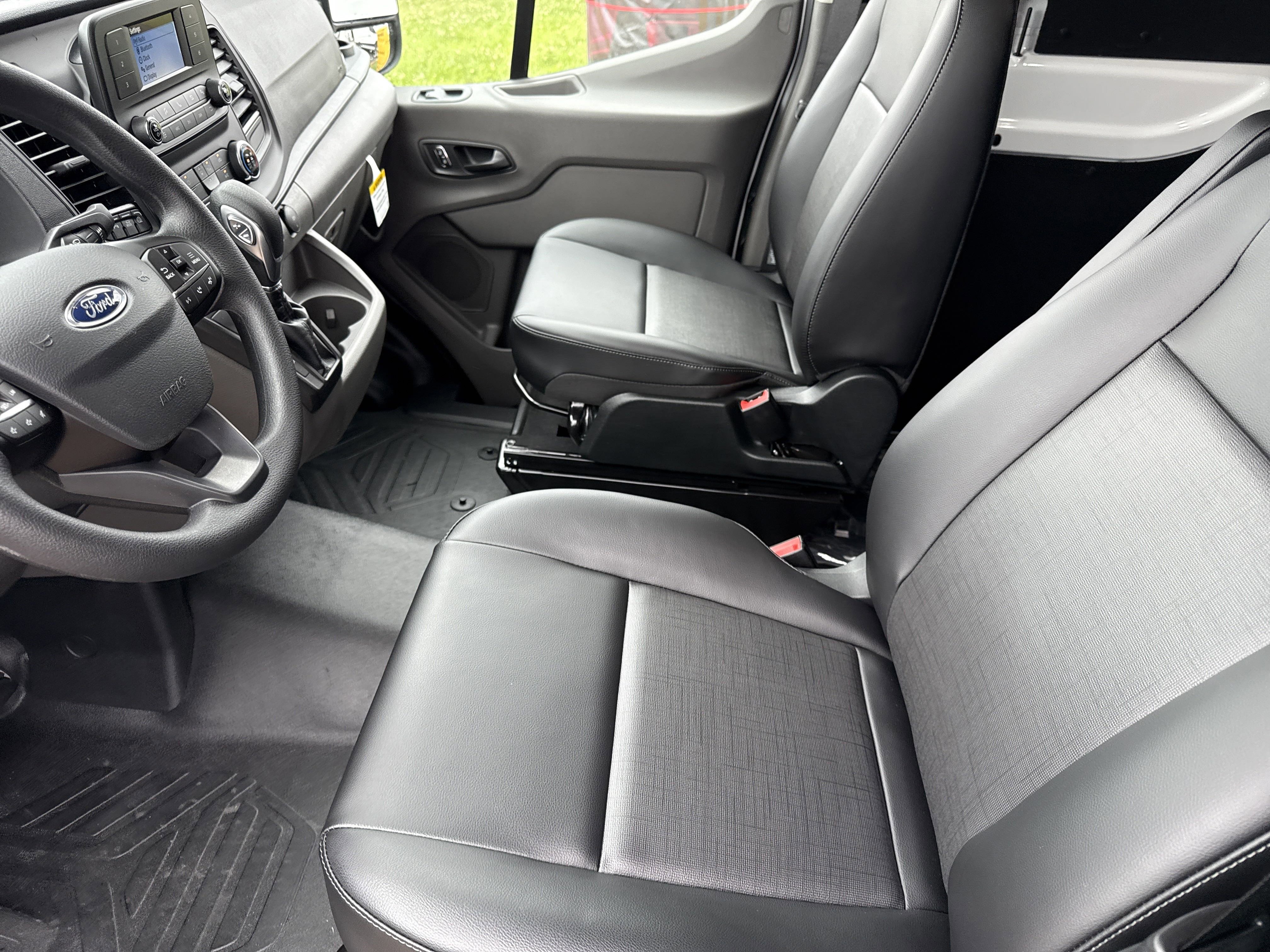 New 2025 Ford Transit 250 148 Medium Roof w/ Load Area Protection Package image 12