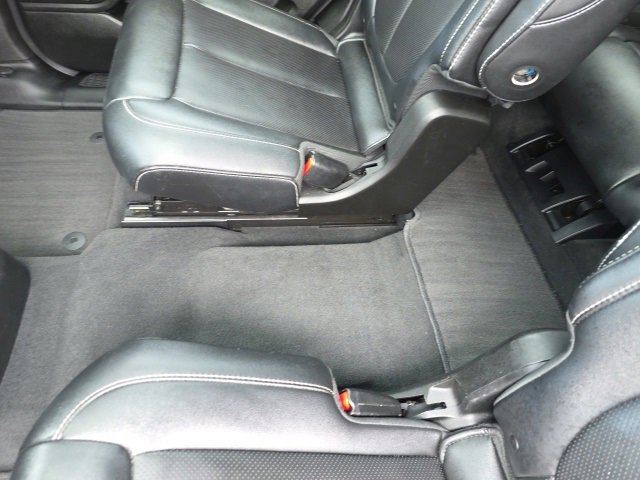 Used 2024 Jeep Grand Cherokee L Limited w/ Luxury Tech Group II image 40