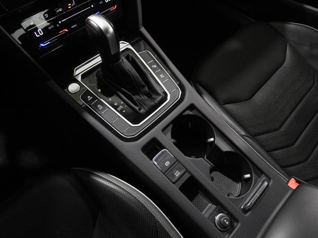 Certified 2023 Volkswagen Arteon SEL Premium image 16