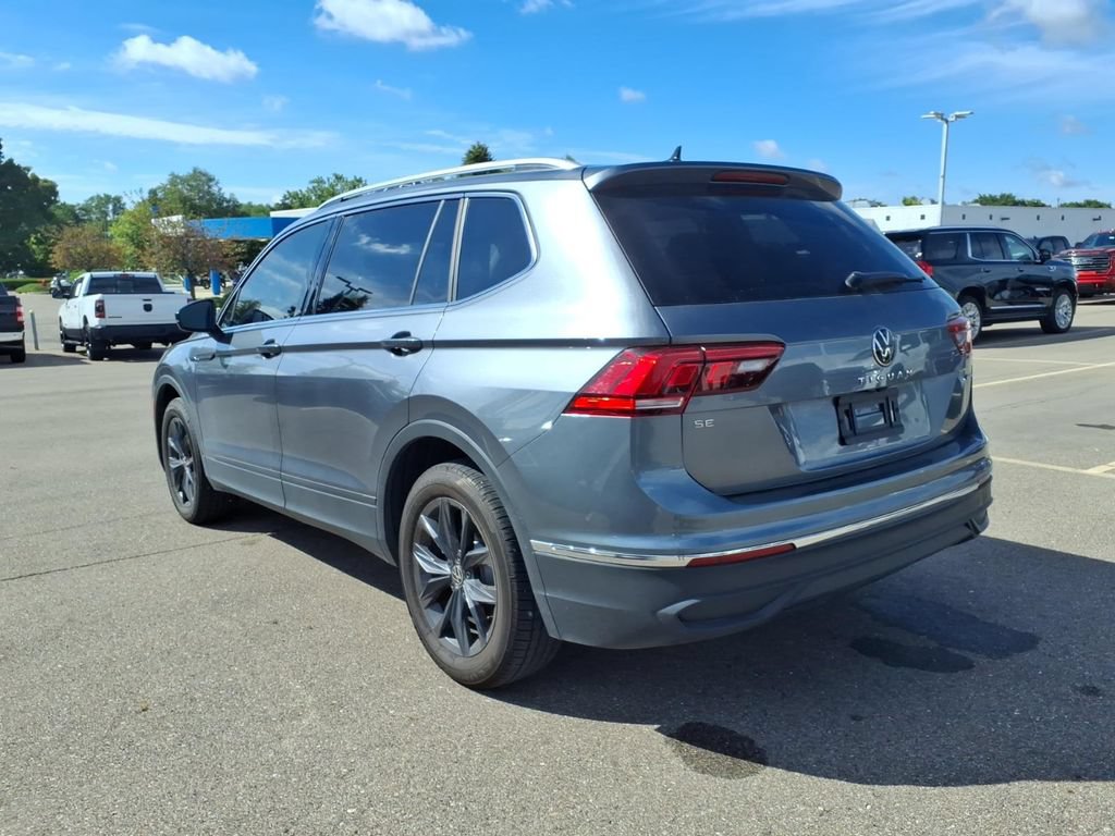 Used 2024 Volkswagen Tiguan SE AWD/4WD image 7