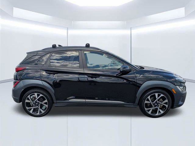 Used 2023 Hyundai Kona Limited FWD image 3