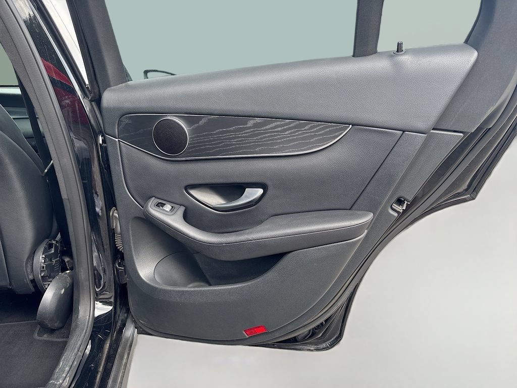 Used 2018 Mercedes-Benz GLC 300 image 20