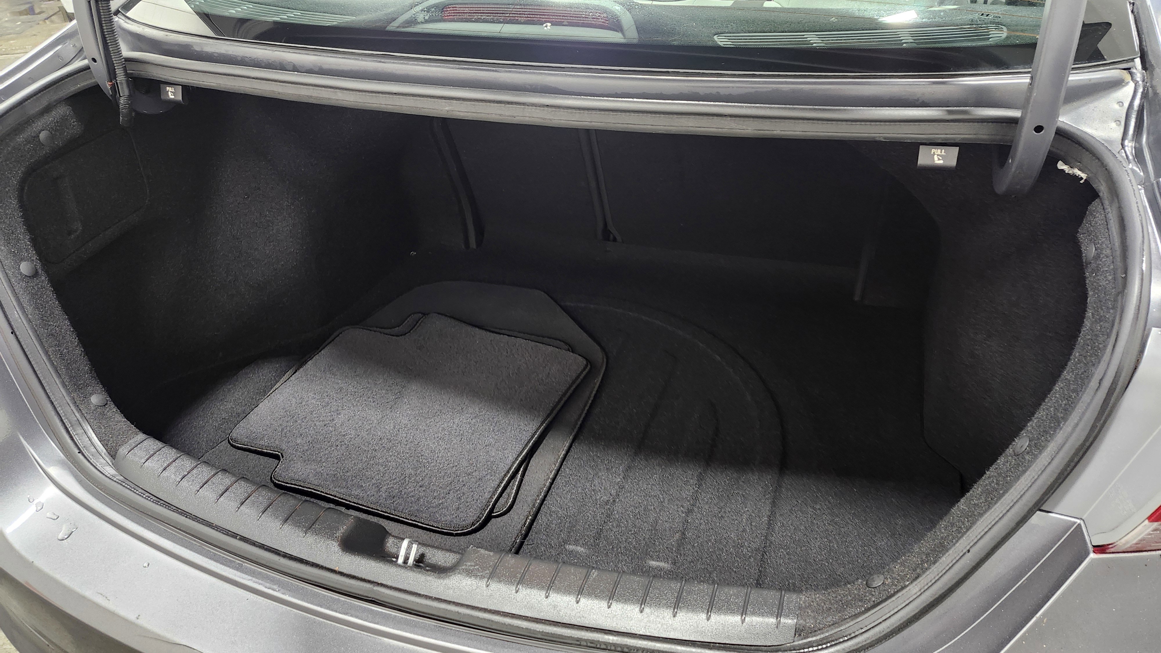 Used 2018 Hyundai Elantra SE image 20