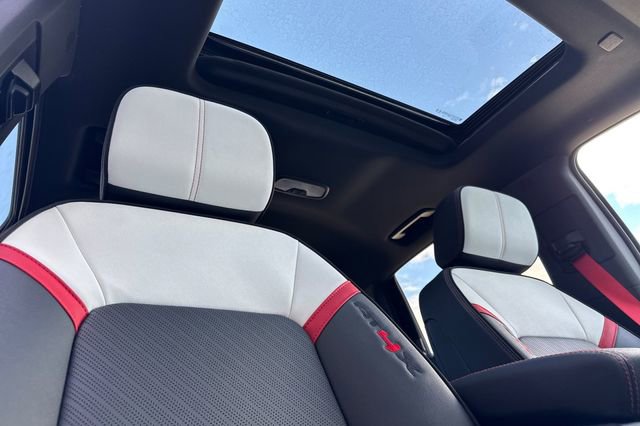 New 2026 GMC Canyon AT4X image 18