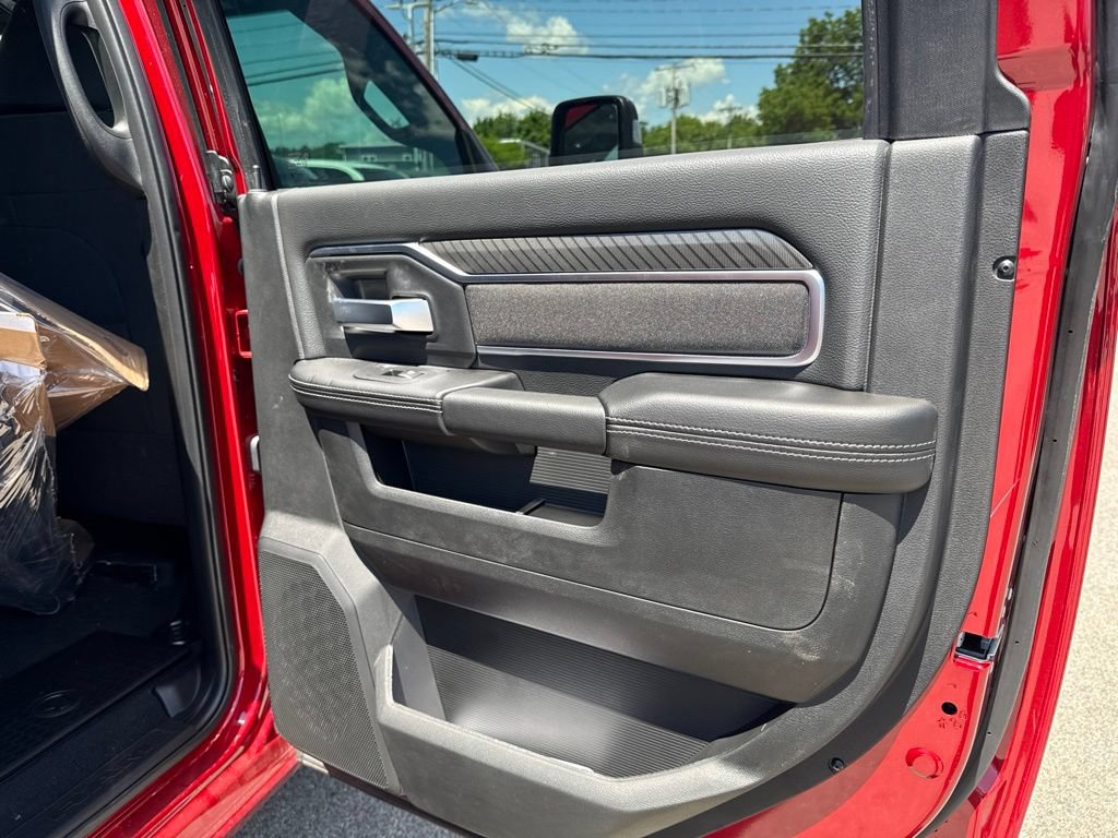 New 2026 RAM 2500 Big Horn AWD/4WD image 24