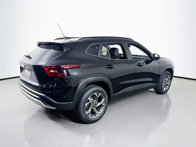 New 2026 Chevrolet Trax LT w/ LT Convenience Package FWD image 6