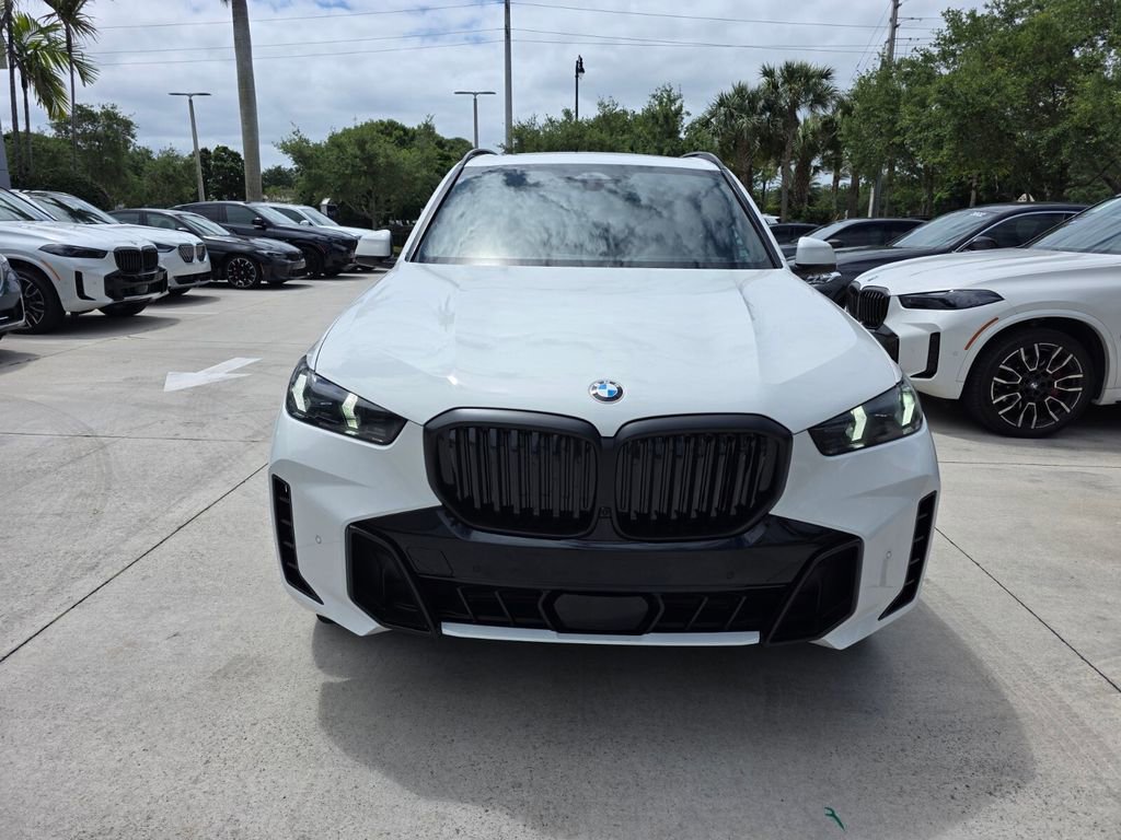 New 2026 BMW X5 sDrive40i w/ M Sport Package RWD image 2