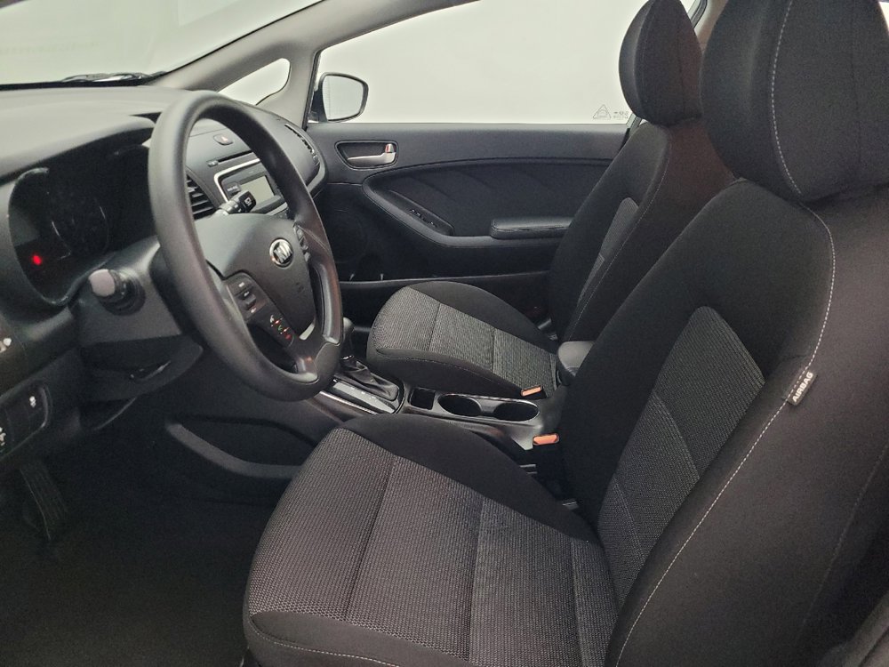 Used 2017 Kia Forte LX image 17