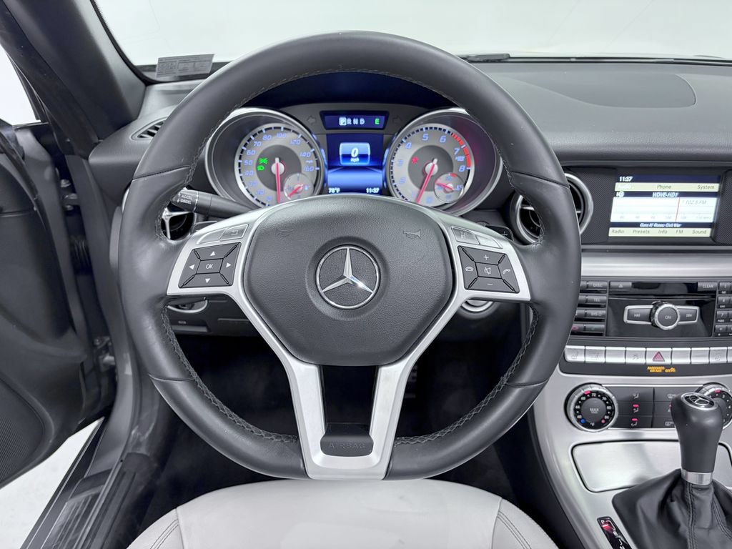 Used 2012 Mercedes-Benz SLK 350 image 19