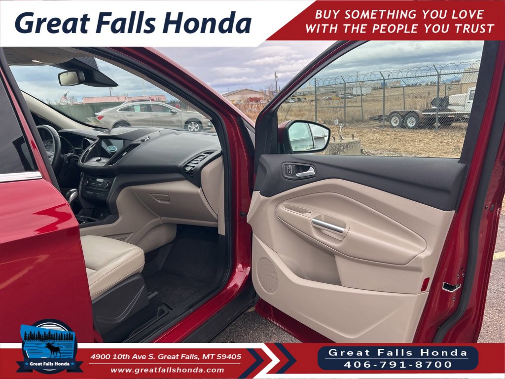 Used 2019 Ford Escape SEL image 28