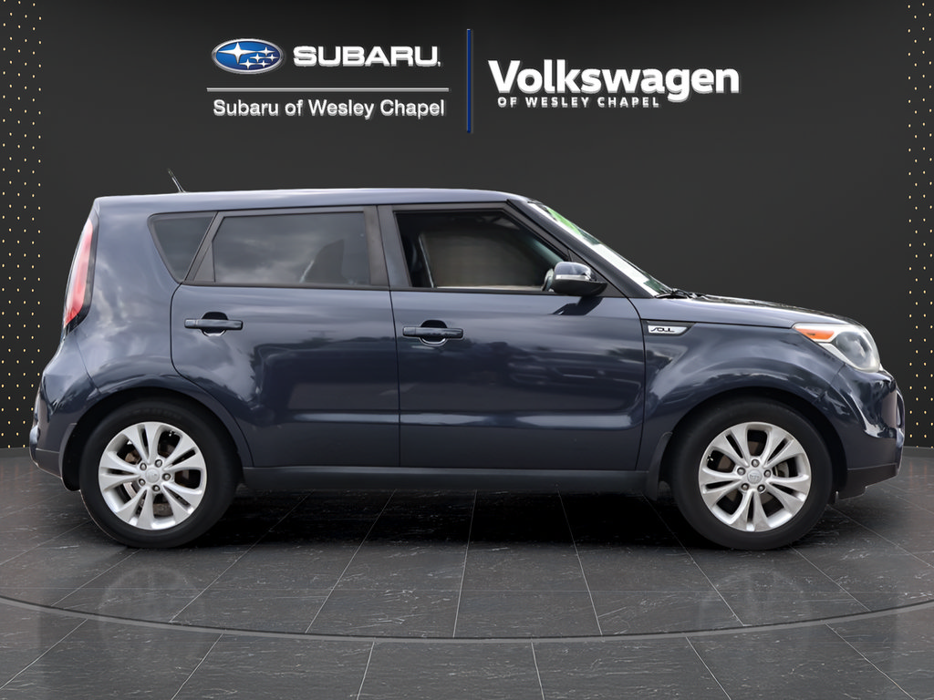 Used 2016 Kia Soul ! FWD image 8