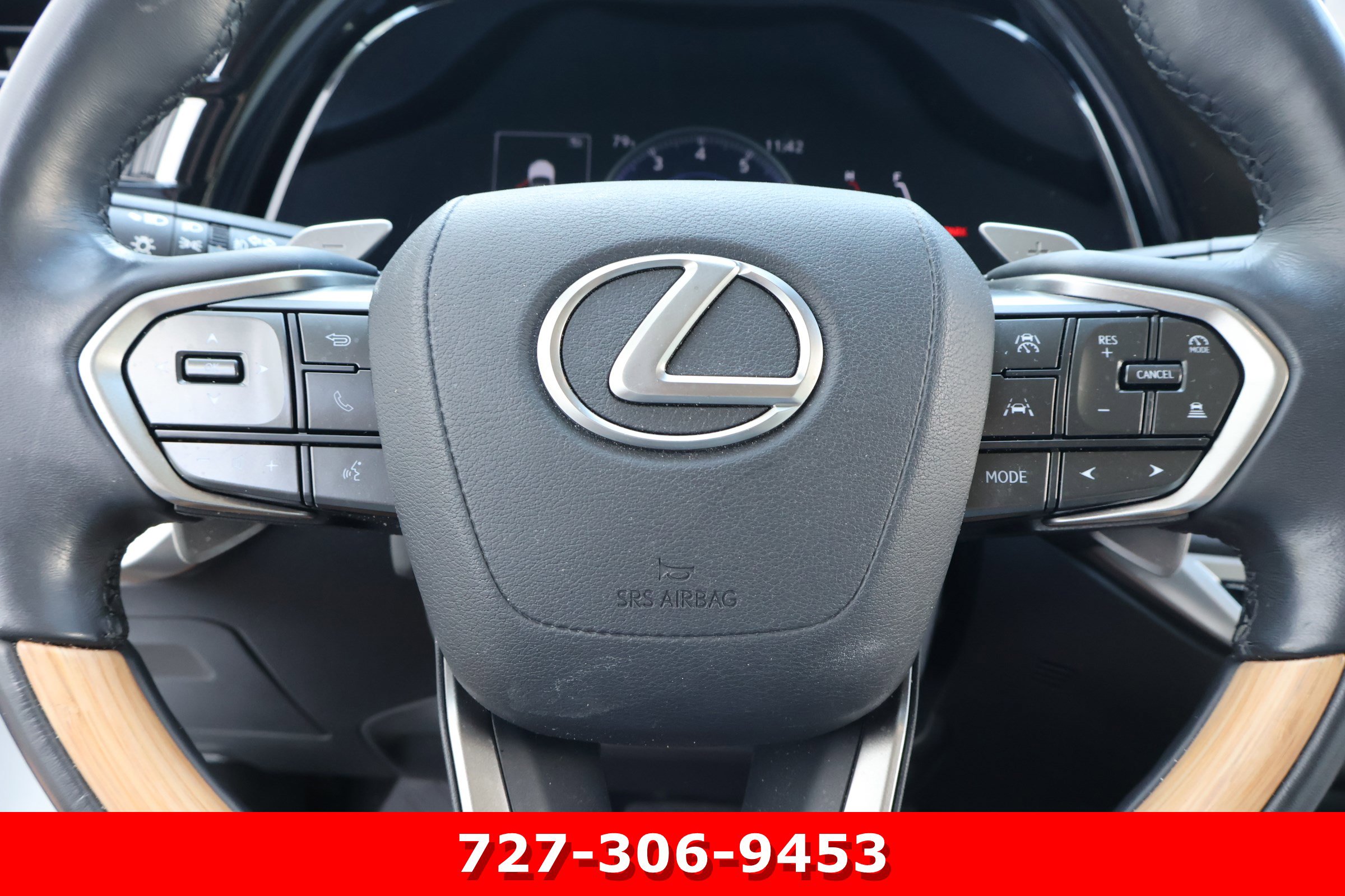 Used 2024 Lexus RX 350 Premium w/ Accessory Package (Z1) image 24